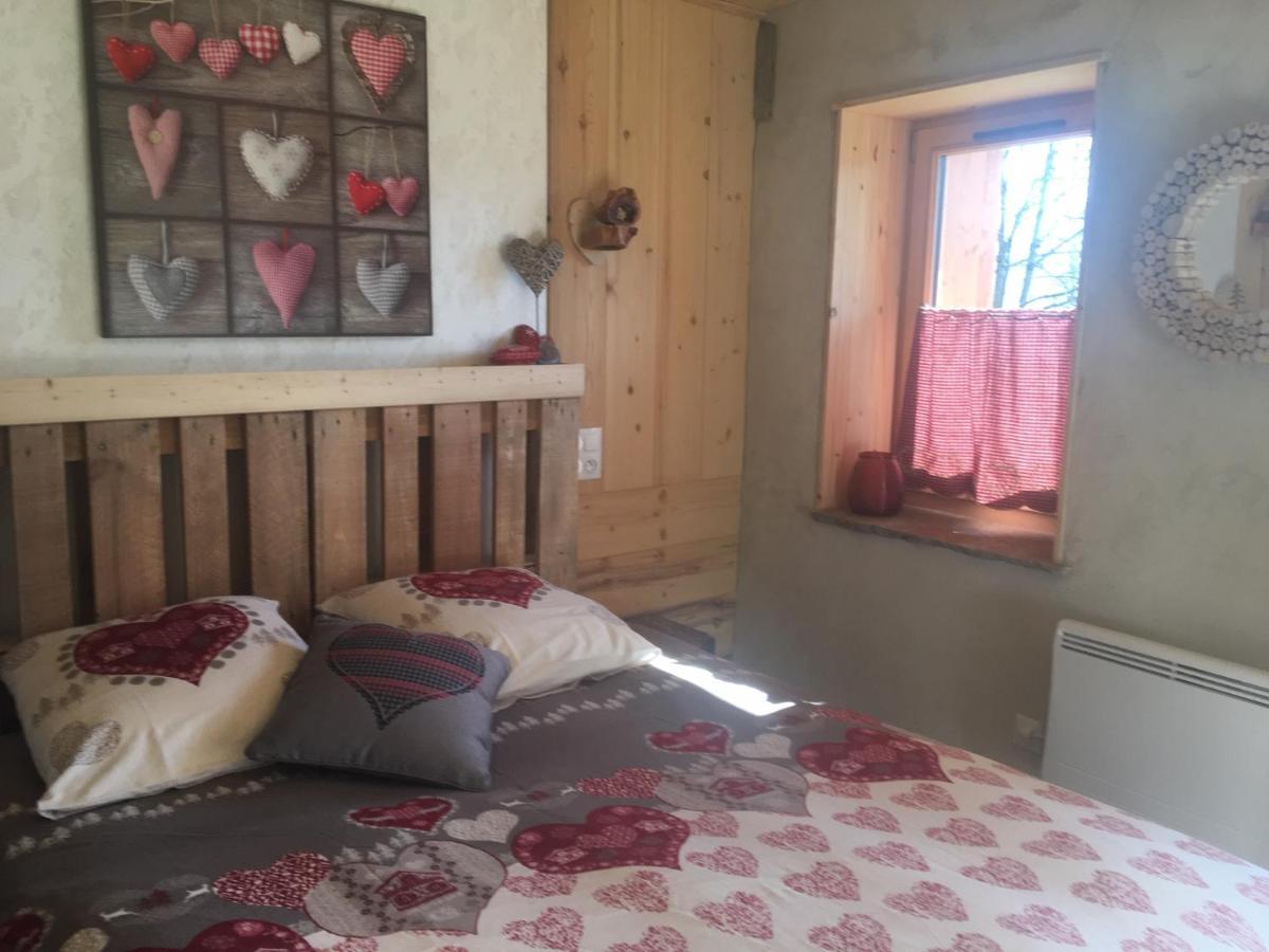 La Gravinette Bed & Breakfast Cruet Luaran gambar